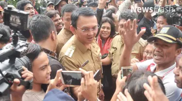 Wakil Ketua DPR Fahri Hamzah mengatakan, keputusan setuju atau tidaknya usulan hak angket akan diputuskan pada pembukaan masa sidang berikutnya.