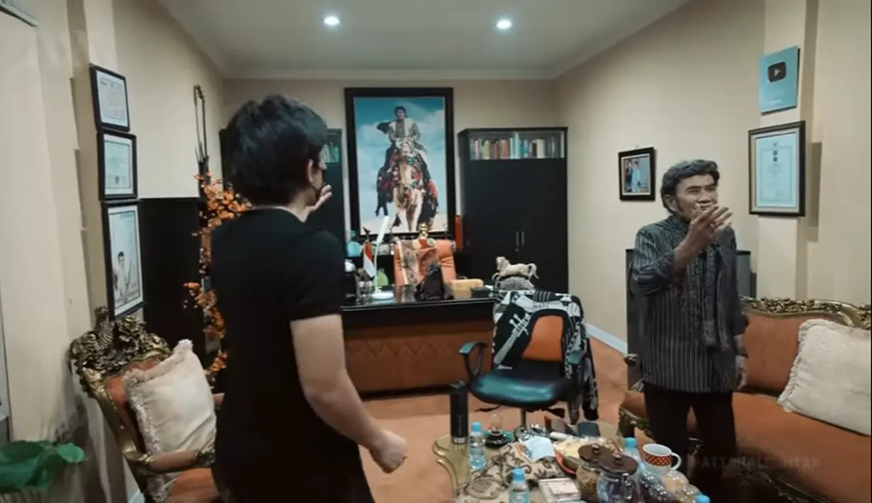 Rumah Rhoma Irama (Youtube/ AH)