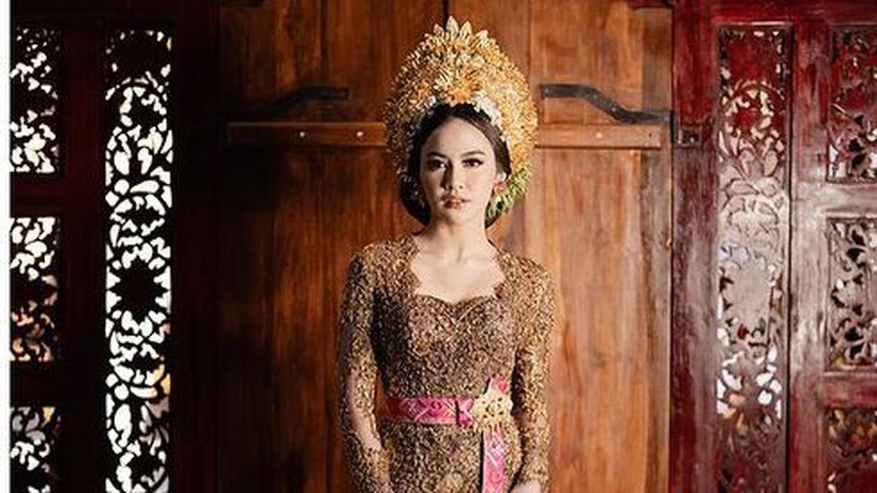 Tampil dengan Kebaya Bali, ini 10 Potret Cantik Mahalini dalam Prosesi Adat Mepamit Jelang Pernikahan dengan Rizky Febian