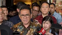 Menteri Perdagangan (Mendag) Budi Santoso dalam&nbsp;ekspose hasil pengawasan produk impor, telepon seluler (smartphone) dan sparepart, dan acceasoris, di Cengkareng, Jakarta Barat, Rabu (23/7/2025). (Tira/Liputan6.com)