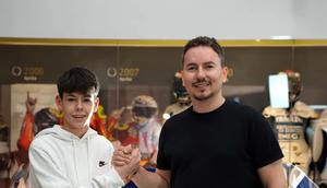 Víctor Cubeles (kiri) dan Jorge Lorenzo (kanan). (Dok. Jorge Lorenzo)