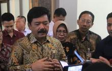 Momen Eks Panglima TNI Jajan di Warung Kampung, Beli Gado-Gado Harga Rp15 Ribu Nikmat Banget