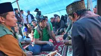 Menteri Desa, Pembangunan Daerah Tertinggal, dan Transmigrasi Abdul Halim Iskandar saat meninjau lokasi gempa di Cianjur, Minggu (27/11/2022). (Ist)