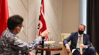 Pertemuan Menlu Inggris Dominic Raab dan Menkes Budi Gunadi Sadikin. Dok: Kedutaan Besar Inggris di Jakarta