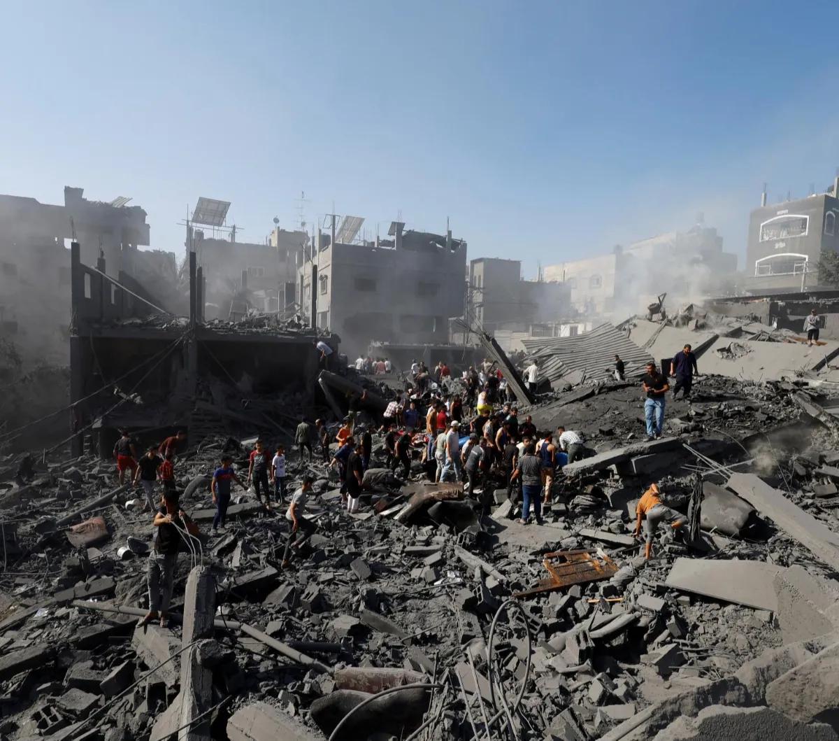 Serangan yang dilakukan oleh Hamas pada awal bulan Oktober 2023, terjadi ketika Israel mengambil langkah untuk memperbaiki hubungan diplomatik dengan negara-negara tetangga termasuk Arab Saudi.