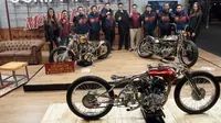 Booth Suryanation Motorland yang berisikan motor kustom karya builder Tanah Air langsung menyedot perhatian pengunjung. (ist)