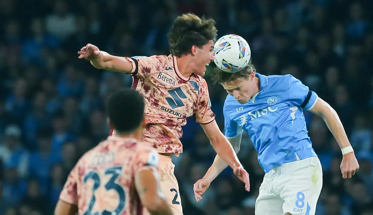 Dua gol dari McTominay membuat Partenopei memperpanjang rekor tak terkalahkan atas Il Toro dalam 13 laga kandang beruntun. (AFP/Carlo Hermann)