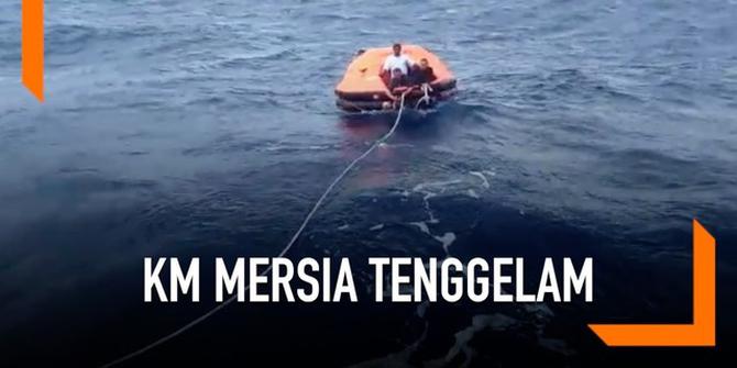 VIDEO: Detik-Detik Penyelamatan Penumpang KM Mersia