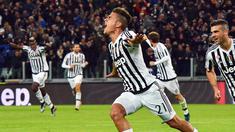 Ekspresi Paulo Dybala setelah mencetak gol ke gawang AC Milan dalam lanjutan Serie A Italia di Stadion Juventus, Minggu (22/11/2015) dini hari WIB. Juventus menang 1-0. (EPA/Andrea di Marco)