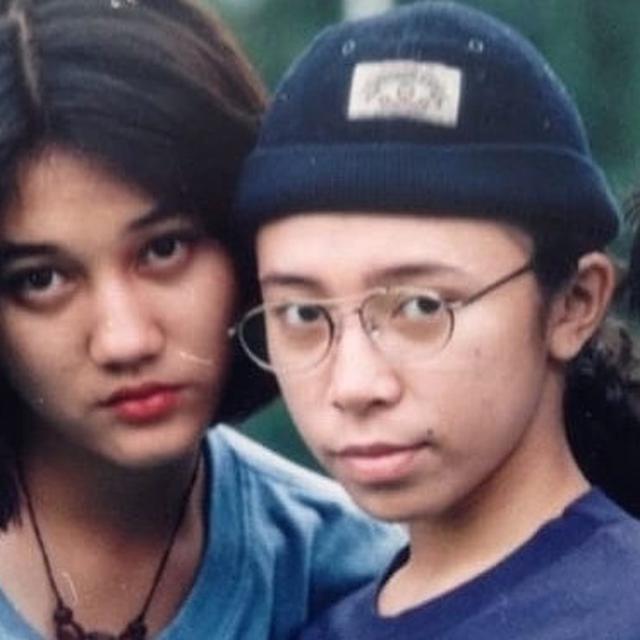 7 Potret Lawas Persahabatan Melly Goeslaw Dan Nike Ardilla Hot Liputan6 Com