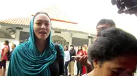 Mantan istri almarhum Adjie Massaid ini hanya berharap Pilpres tahun ini berlangsung dengan damai dan dapat memberikan rasa keadilan bagi seluruh rakyat Indonesia. (Liputan6.com/Digta)