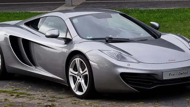 McLaren 12C