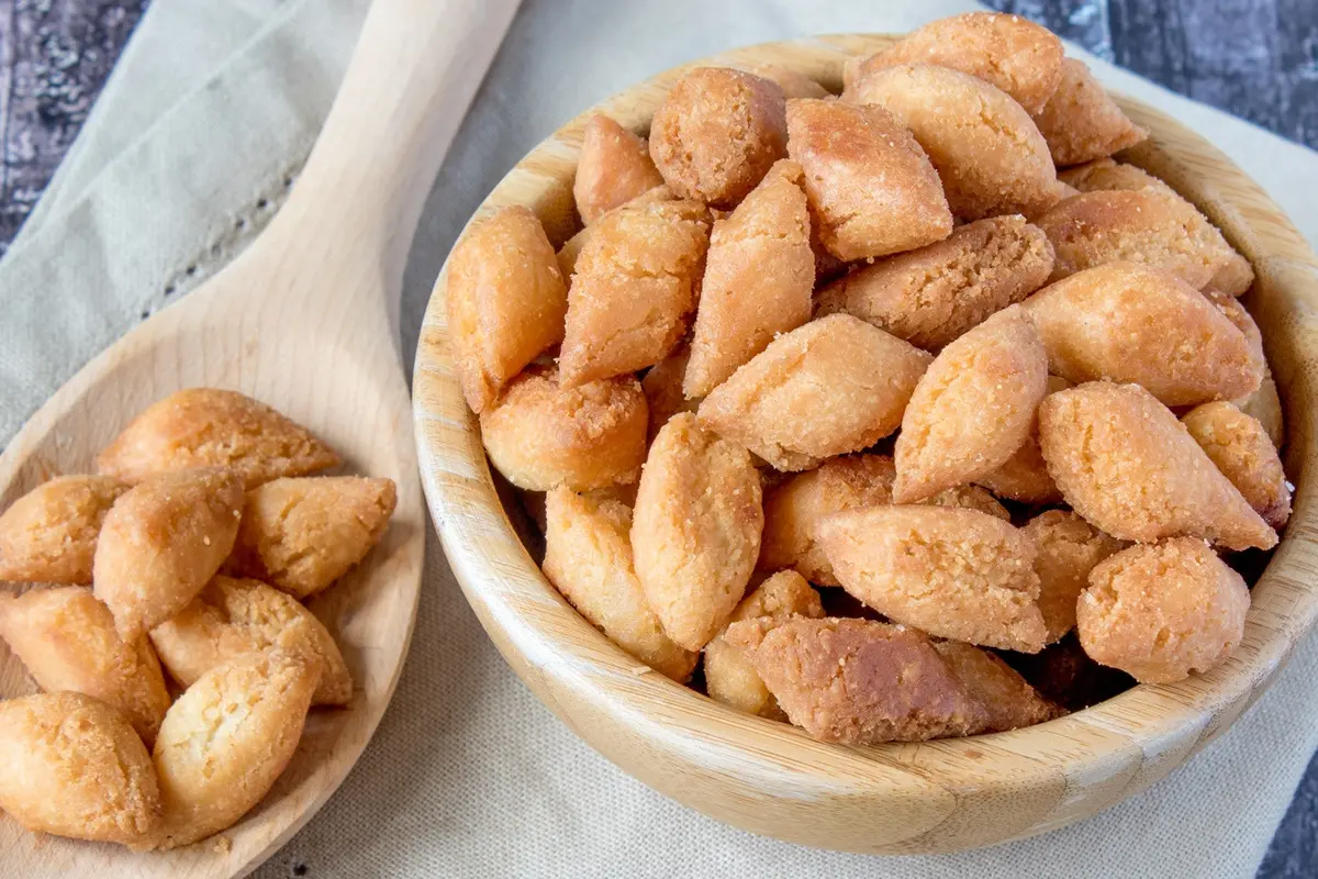 biji ketapang