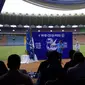 Ketua Dewan Kehormatan dan Ketua Komite Ad-hoc Reformasi PSSI, Agum Gumelar, saat memberikan sambutan dalam HUT ke-86 PSSI di Stadion Utama Gelora Bung Karno (SUGBK) Senayan, Jakarta, Selasa (19/4/2016). (Liputan6.com/Ahmad Fawwaz Usman)