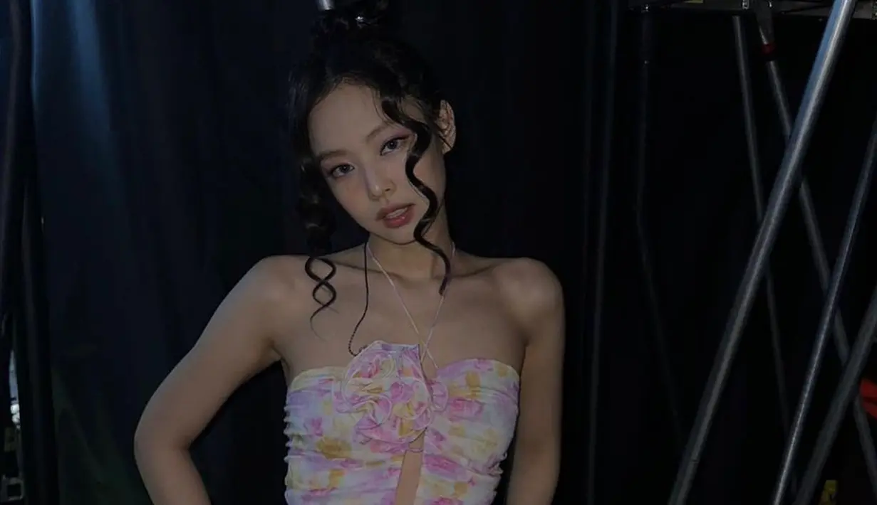 <p>[Foto: @jennierubyjane]</p>