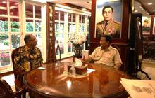 VIDEO: Prabowo Terima Kunjungan Dubes India, Deretan Foto Jenderal Ruang Kerja Menhan Bikin Salfok