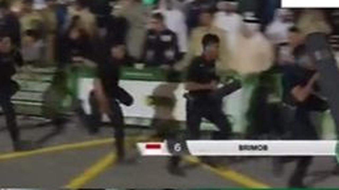 Aksi Brimob di SWAT Challenge
