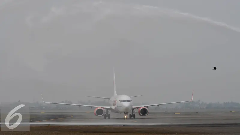 20150819-Pesawat-Baru-Lion-Air-Tangerang-Edward-Sirait