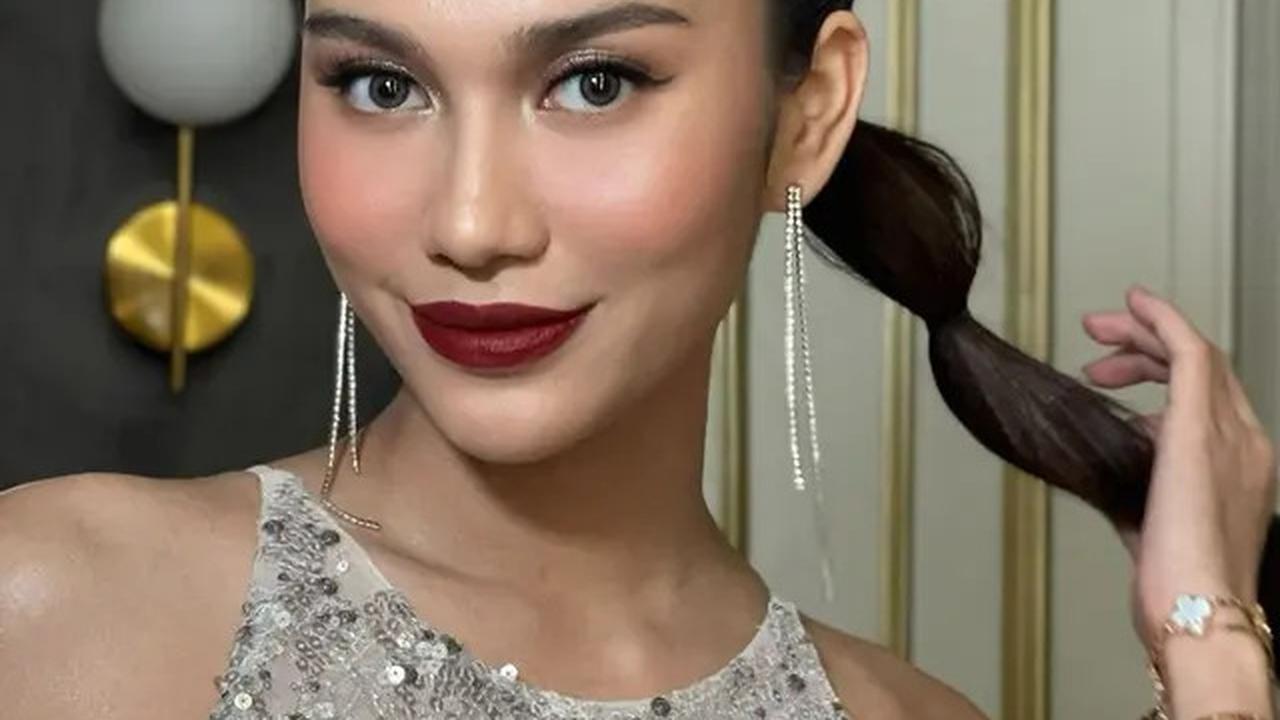 7 Potret Azizah Salsha Kenakan Gaun Sequin Tanpa Lengan, Tampil Bold dan Glamor
