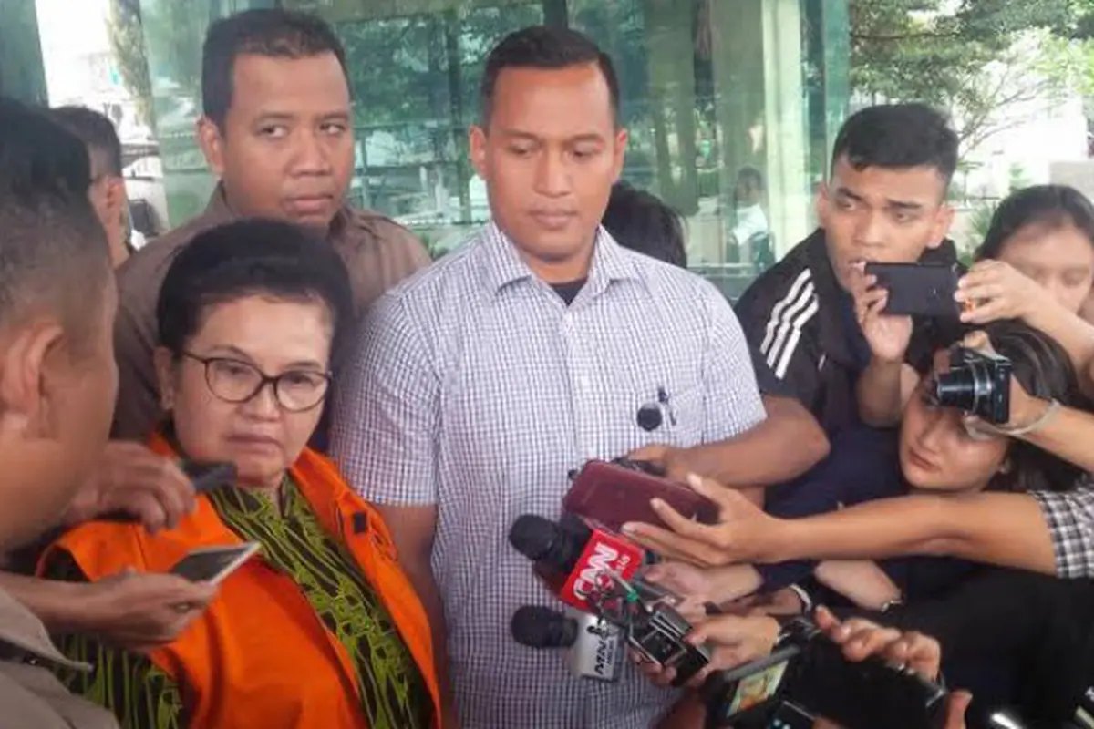 Mantan Menteri Kesehatan Siti Fadilah Diperiksa KPK, Kenapa?