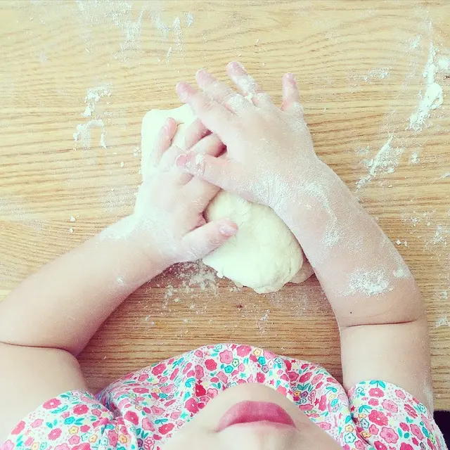 Cara Membuat Flour Clay