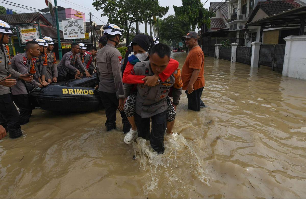 Banjir di Vila Nusa Indah Bogor