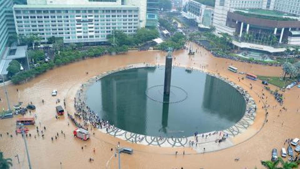 4 Prediksi soal Jakarta tenggelam dan gempa dahsyat