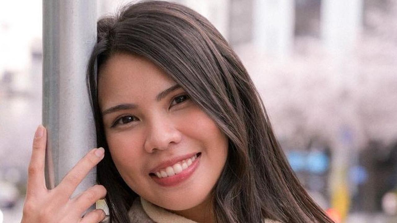 Seperti inilah salah satu potret Rachell Yahya. Ya, ia merupakan putri ketiga dari empat bersaudara seorang presenter 'raja kuis' Tanah Air di era 90-an, Helmi Yahya.
