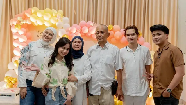 [Fimela] Ultah Tissa Biani ke-20