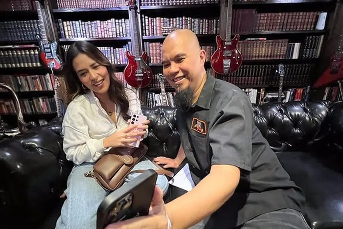 Ahmad Dhani dan Raisa (Instagram/ahmaddhaniofficial)