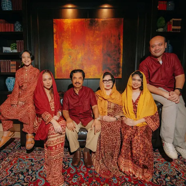 BCL dan Keluarga