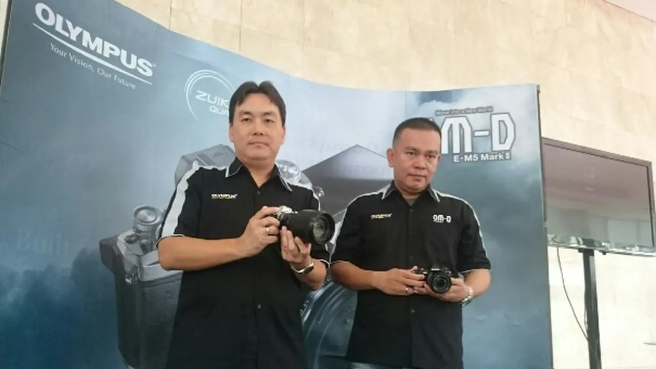 Resmi Diluncurkan, Ini Harga Olympus OM-D E-M5 Mark II