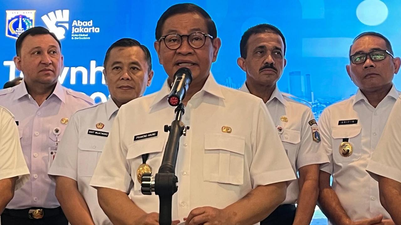 Pramono Kumpulkan PPSU Buntut Kasus Laporan Warga Dibalas AI di Kalisari, Verifikasi Laporan Kini Diperketat