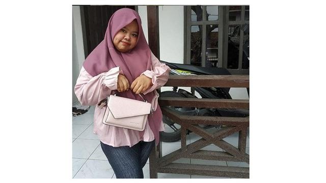 6 Potret Rumah Kekeyi di Nganjuk, Sederhana dan Pelihara Banyak Ayam