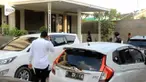 Tim Komisi Pemberantasan Korupsi kembali melakukan penggeledahan terkait operasi tangkap tangan Bupati Cirebon.