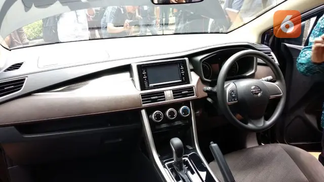 Nissan Livina