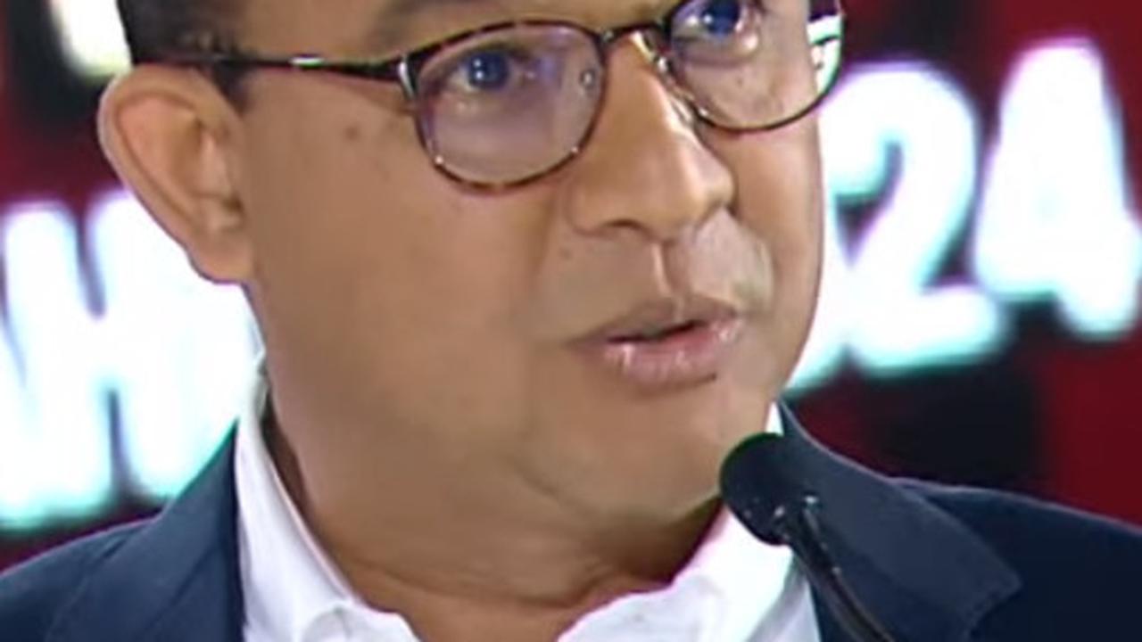 VIDEO: Anies Bandingkan Prabowo Miliki 340 000 Hektar Tanah Saat TNI Tak Punya Rumah: Ironis!