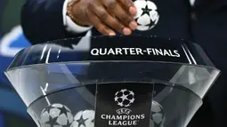 Laga pertemuan pertama perempat final Liga Champions 2023/2024 akan berlangsung 9-10 April 2024. Dan duel kedua digelar pada pekan berikutnya, 16-17 April 2024. (Fabrice COFFRINI/AFP)