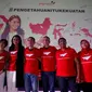 Titie Sadarini, Chief Executive of Coca-Cola Foundation Indonesia, Adinia Wirasti, PerpuSeru Goodwill Ambassador, Lukman Sardi, Ernest Prakasa beserta Bapak Ody Dasa, Anggota PerpuSeru dari Boyolali, Jawa Tengah dan Ibu Teni, Anggota PerpuSeru dari Sragen