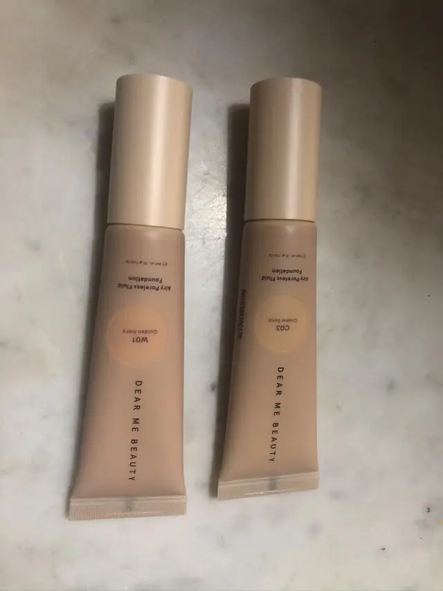 Airy Poreless Fluid foundation dari Dear Me Beauty