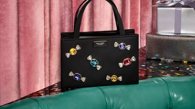 Hadirkan Nuansa Downtown dan Uptown Kota New York dari Koleksi Holiday 2022 Kate Spade New York