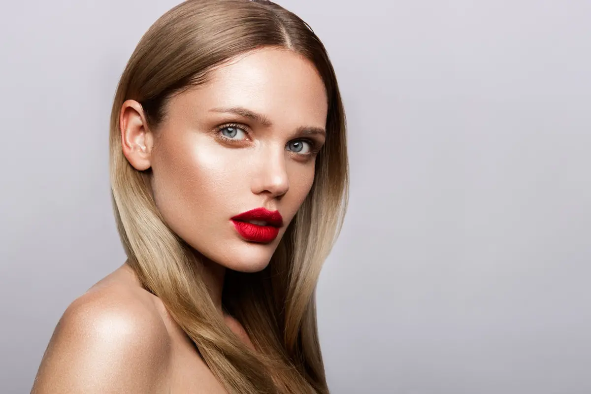 Cara agar Makeup Menyatu dengan Kulit