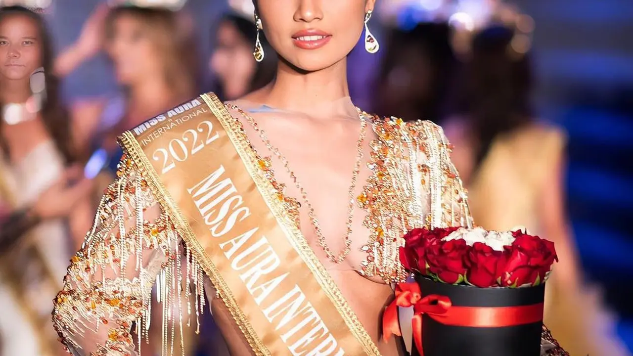 Riskyana Hidayat Berhasil Menyandang Gelar Miss Aura Internasional 2022