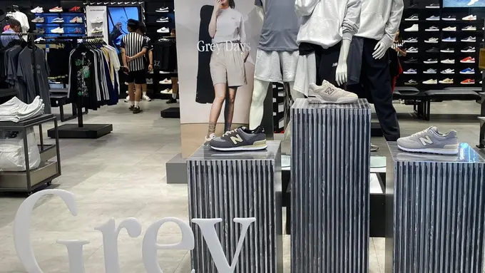 “Grey Days” New Balance