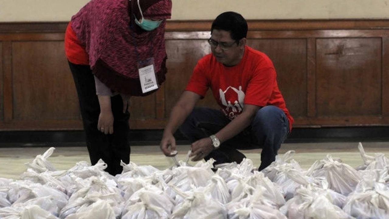 Melihat penyembelihan hewan kurban di Masjid Sunda Kelapa