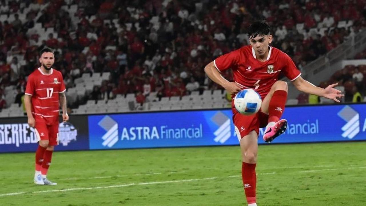 Mathew Baker Ungkap Peran Penting Kevin Diks dalam Debut Timnas Senior