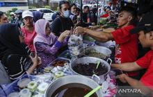Bazar Takjil Ramadhan Jakarta: Potensi Destinasi Ikonik dan Penggerak UMKM