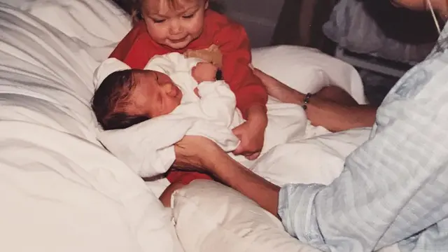 Gigi Hadid dan Bella Hadid (Instagram/gigihadid)