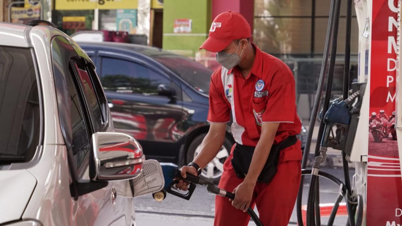 7 Strategi Efektif untuk Menghemat Bahan Bakar Mobil Anda