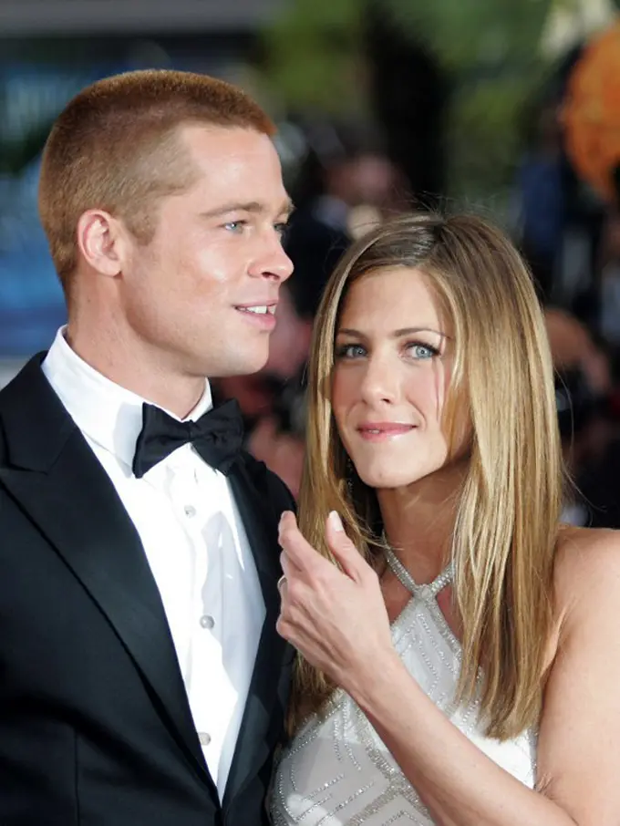 [Bintang] Brad Pitt dan Jennifer Aniston